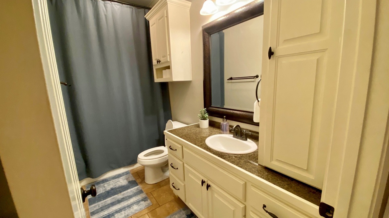 Photo of Bathroom in Ventress
