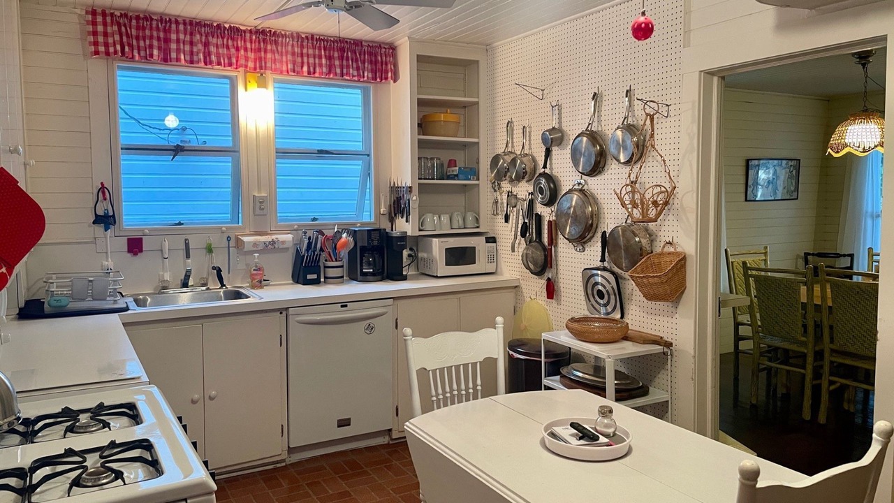 Photo of Kitchen in Forest Beach