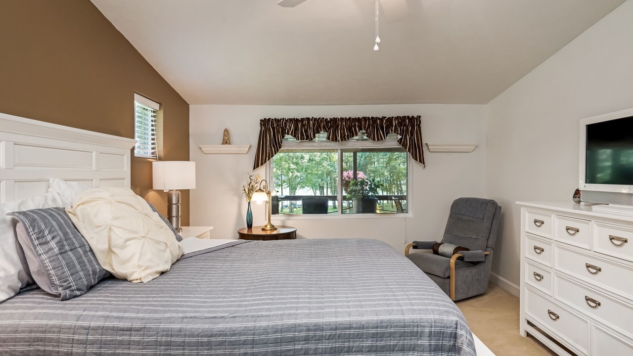 Photo of Bedroom in Eddyville