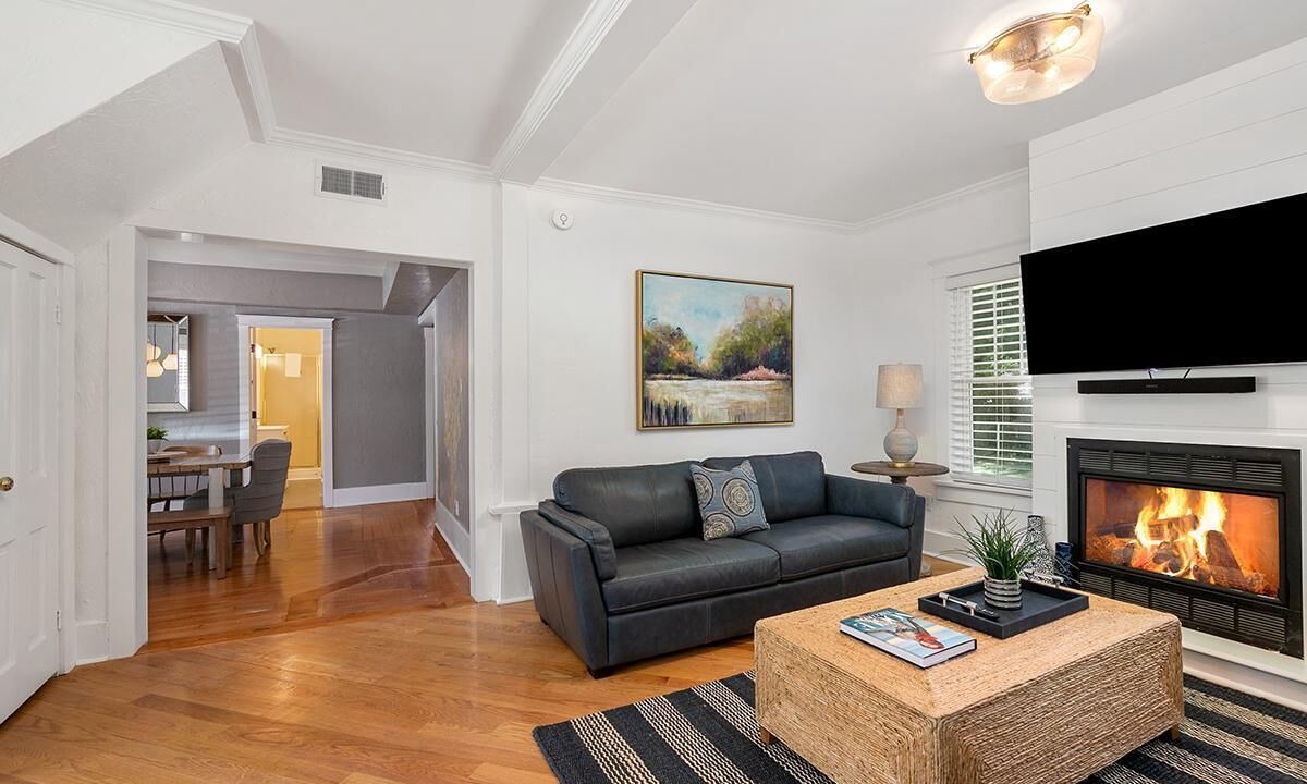 Photo of Livingroom in Saugatuck