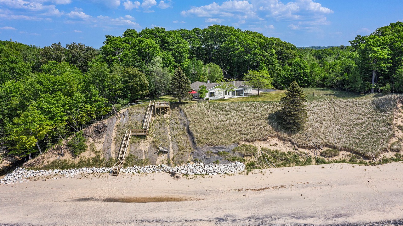 Photo of Others in Manistee
