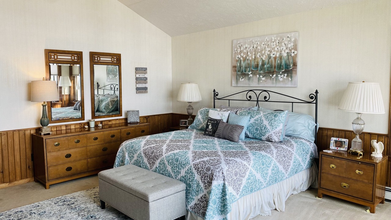 Photo of Bedroom in Gaylord