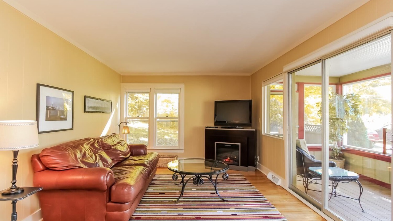 Photo of Livingroom in Saugatuck