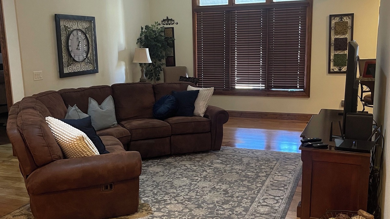 Photo of Livingroom in Brookline Station