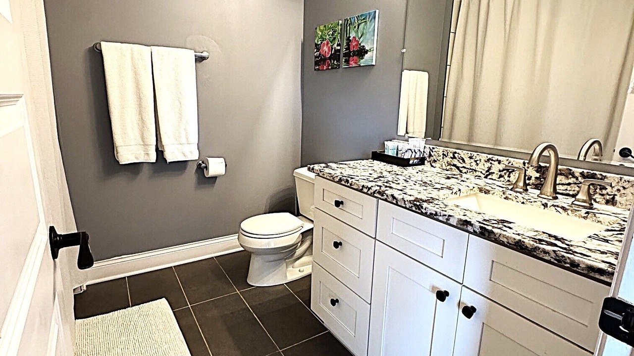 Photo of Bathroom in Oak Lawn