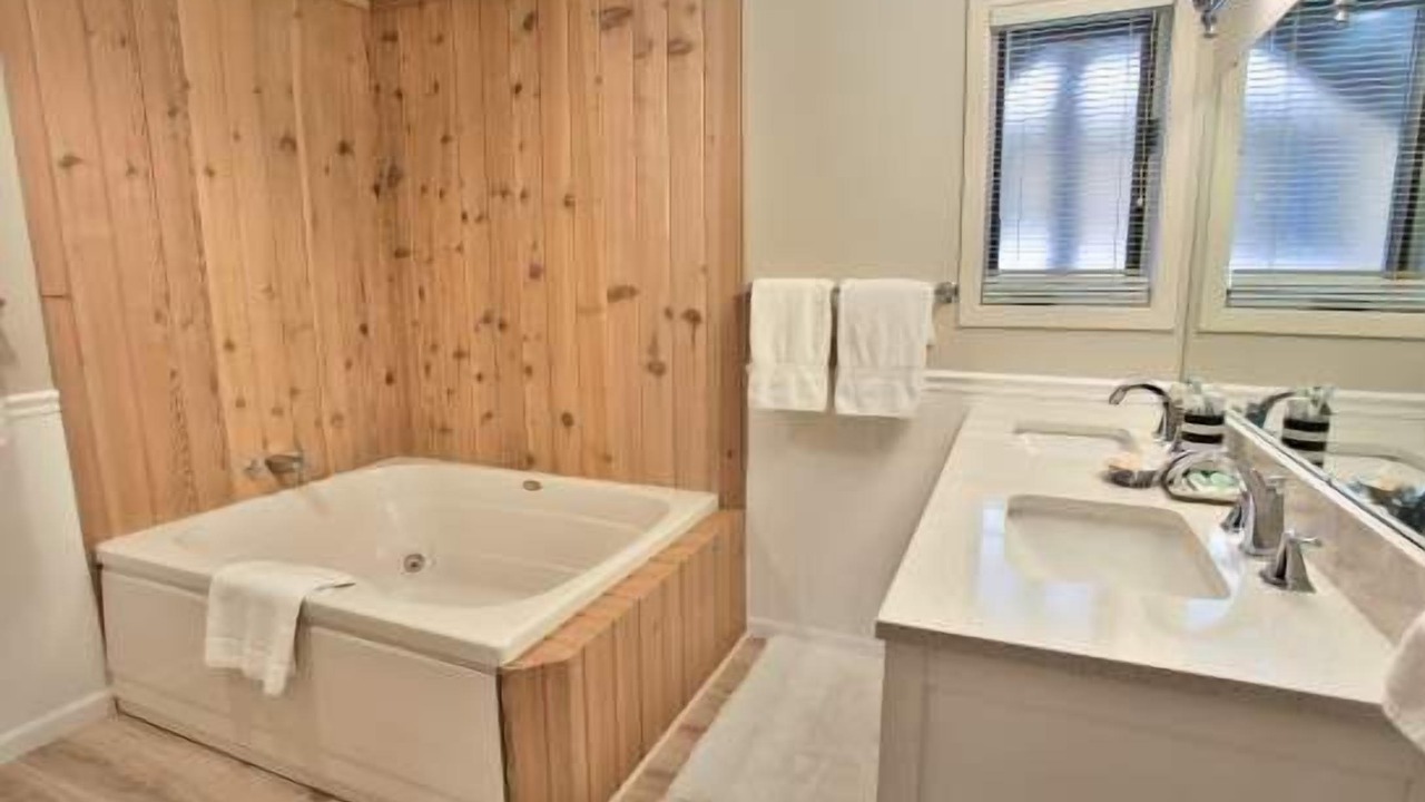 Photo of Bathroom in Harbor Springs