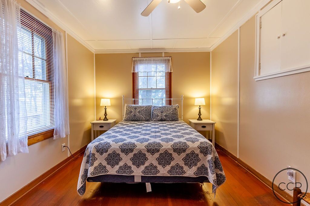 Photo of Bedroom in Montague