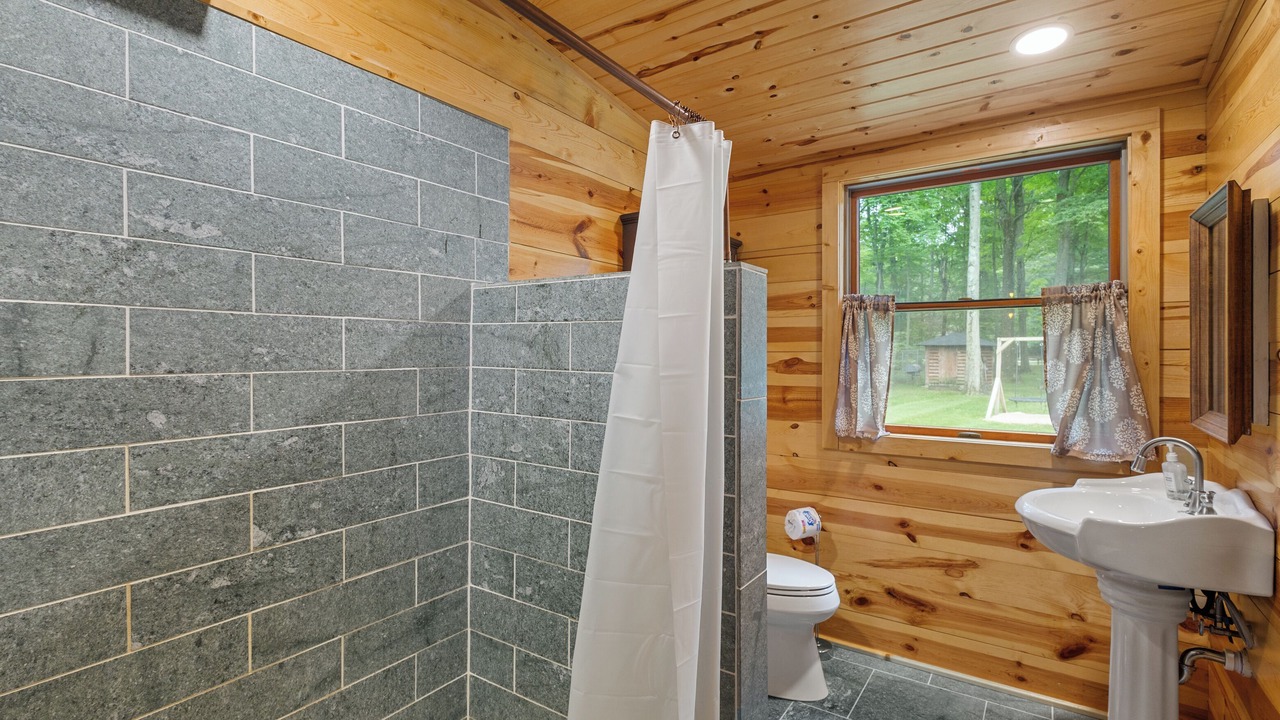 Photo of Bathroom in New Era