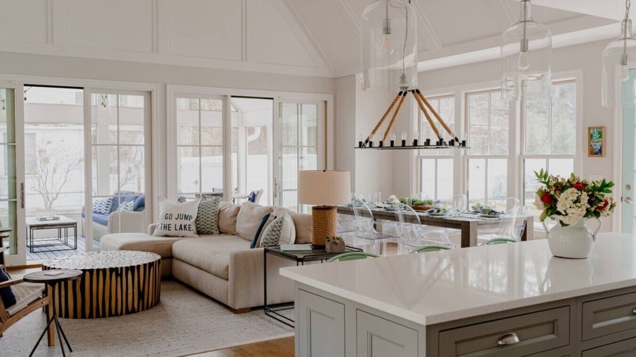 Photo of Livingroom in Grand Beach