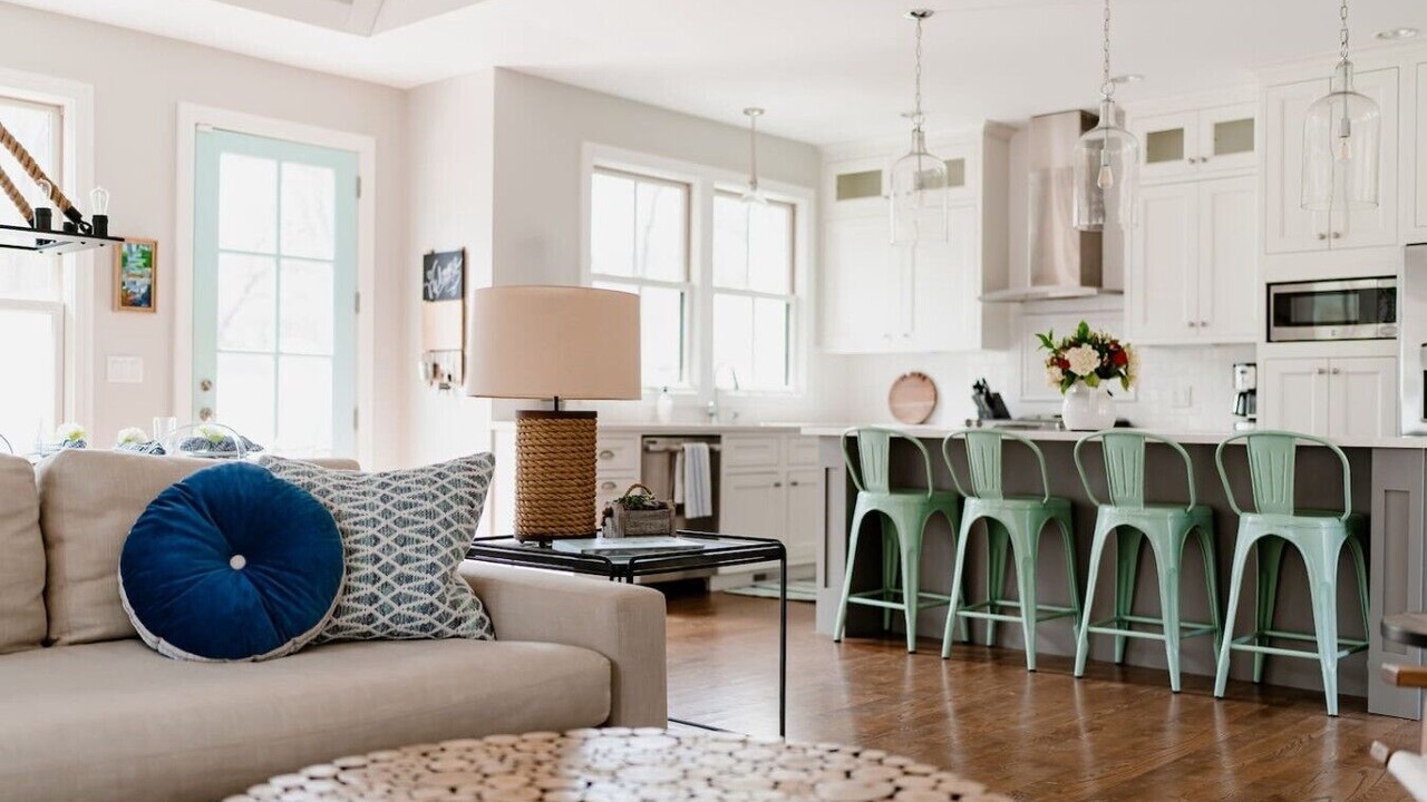 Photo of Livingroom in Grand Beach
