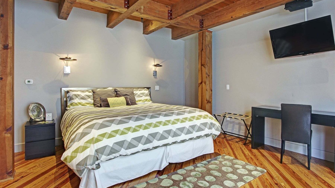 Photo of Bedroom in Saugatuck