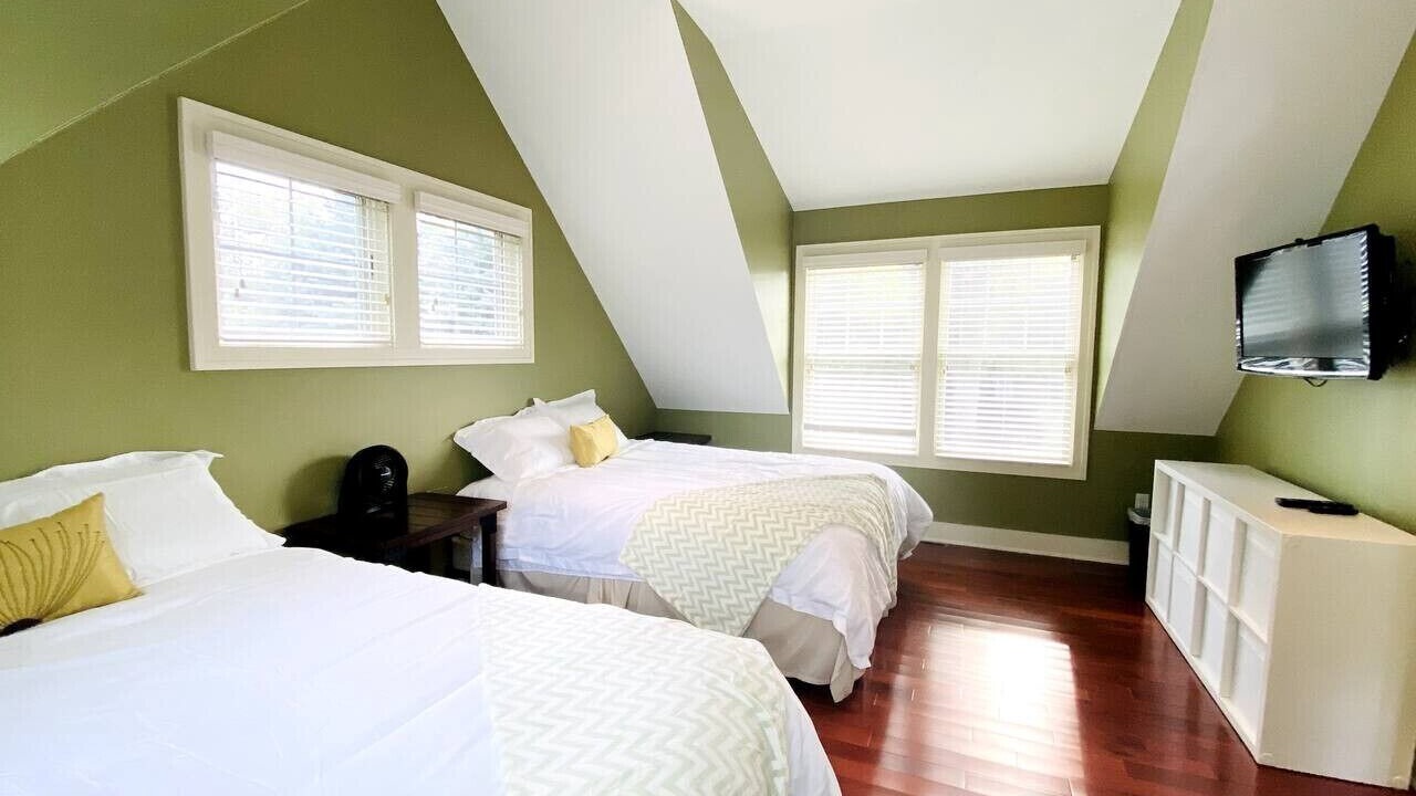 Photo of Bedroom in Grand Beach