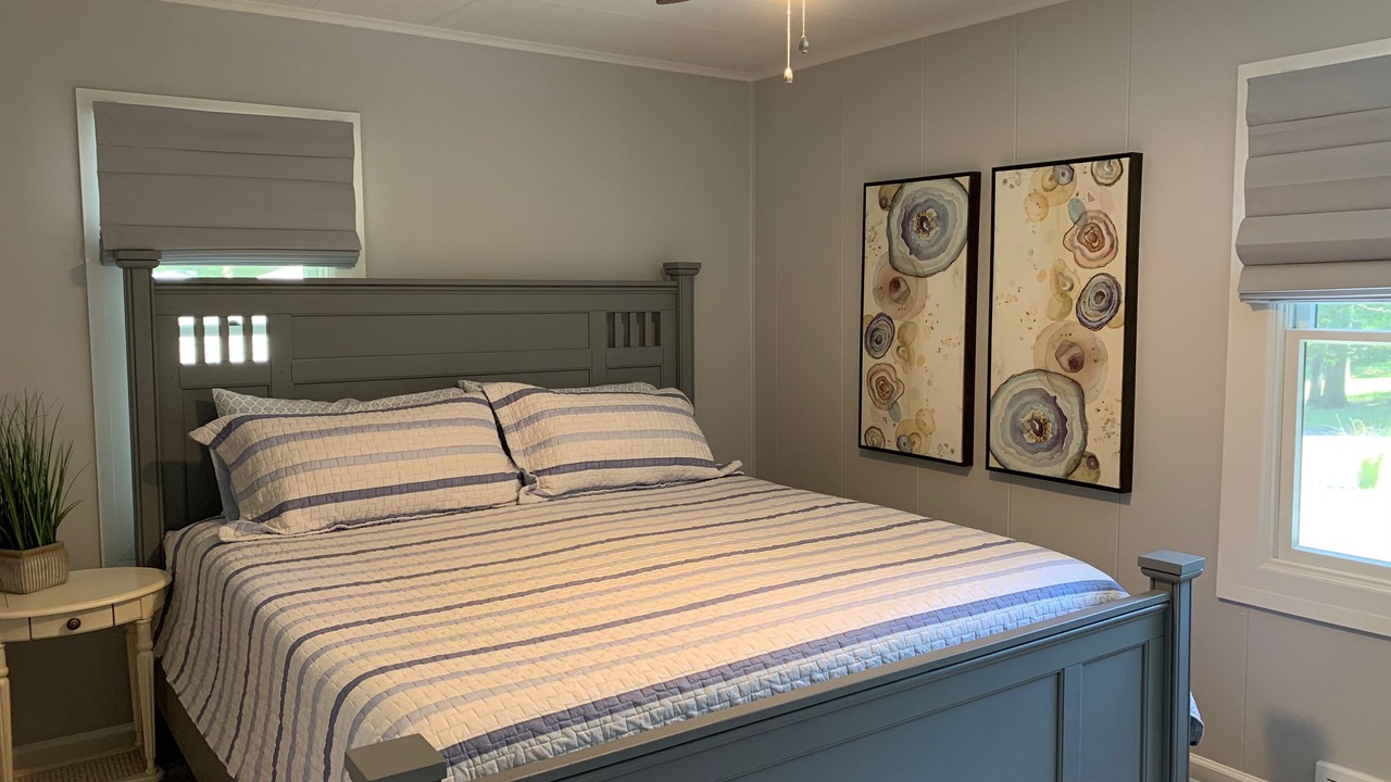Photo of Bedroom in Higgins Lake