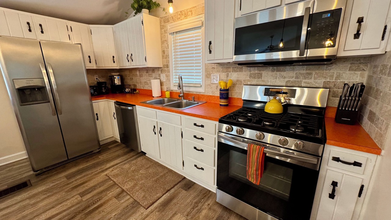 Photo of Kitchen in Clarklake