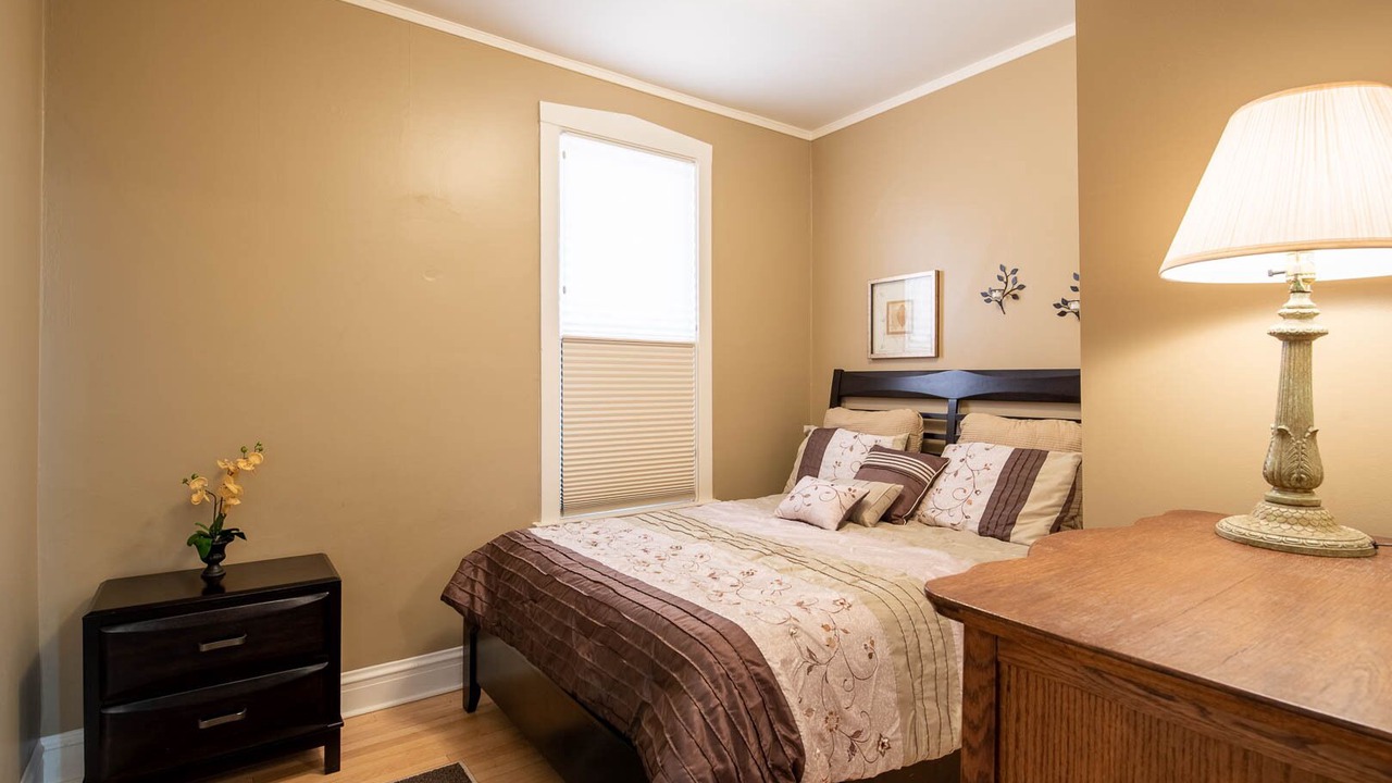 Photo of Bedroom in Roscoe Village