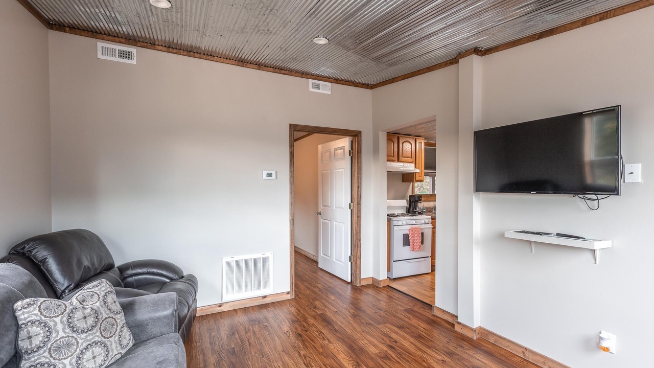 Photo of Livingroom in Steelville
