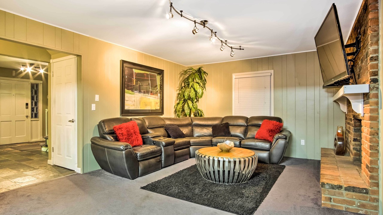 Photo of Bedroom in Southfield