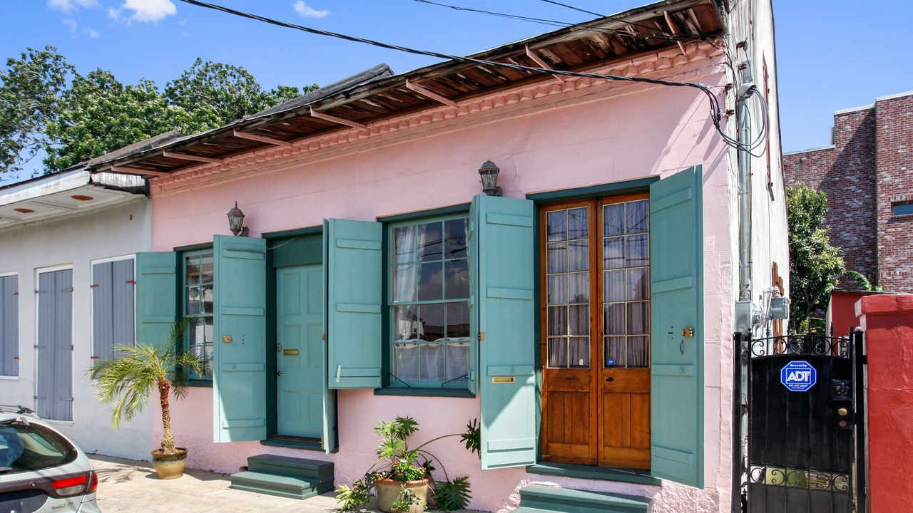 Photo of Outdoor in Treme