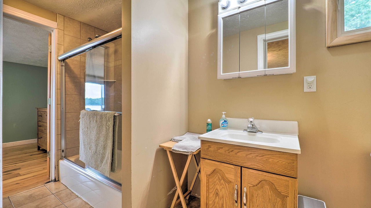 Photo of Bathroom in Mayfield