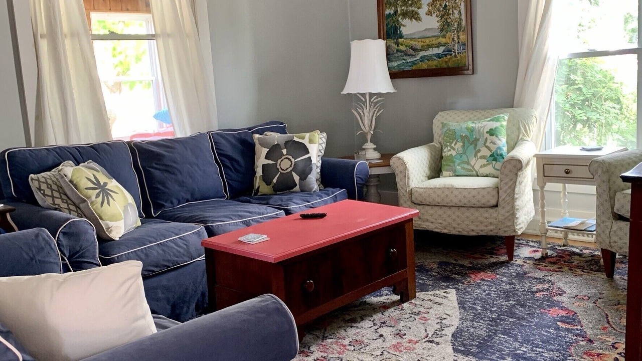 Photo of Livingroom in Boyne City
