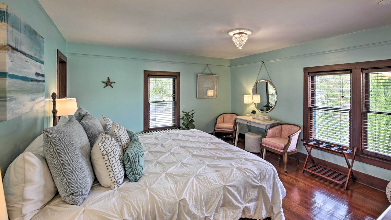 Photo of Bedroom in Lake Geneva