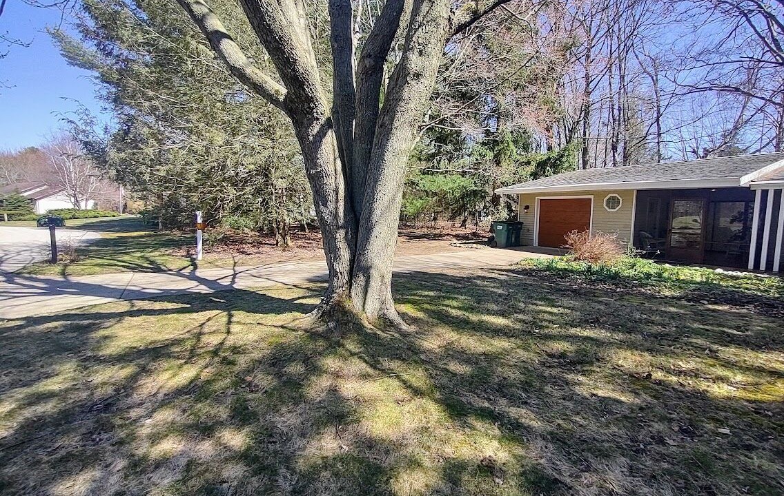 Photo of Outdoor in Norton Shores