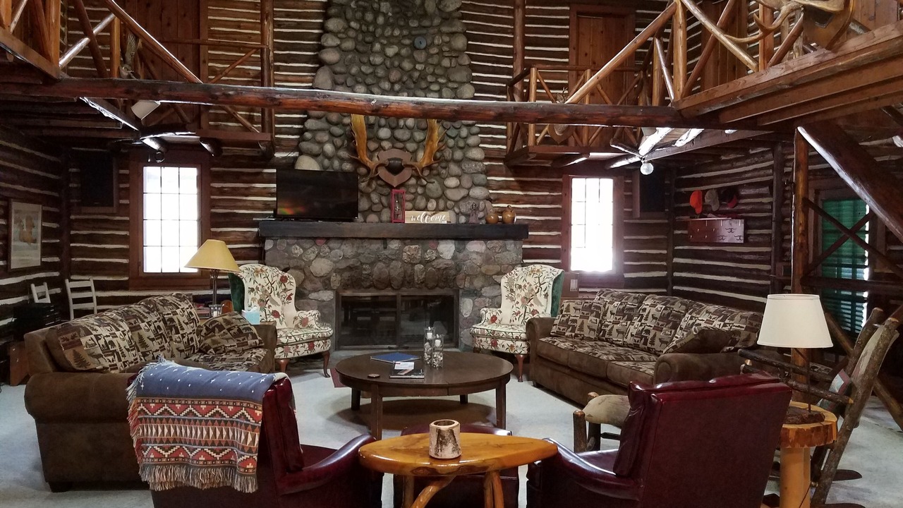 Photo of Livingroom in Grayling