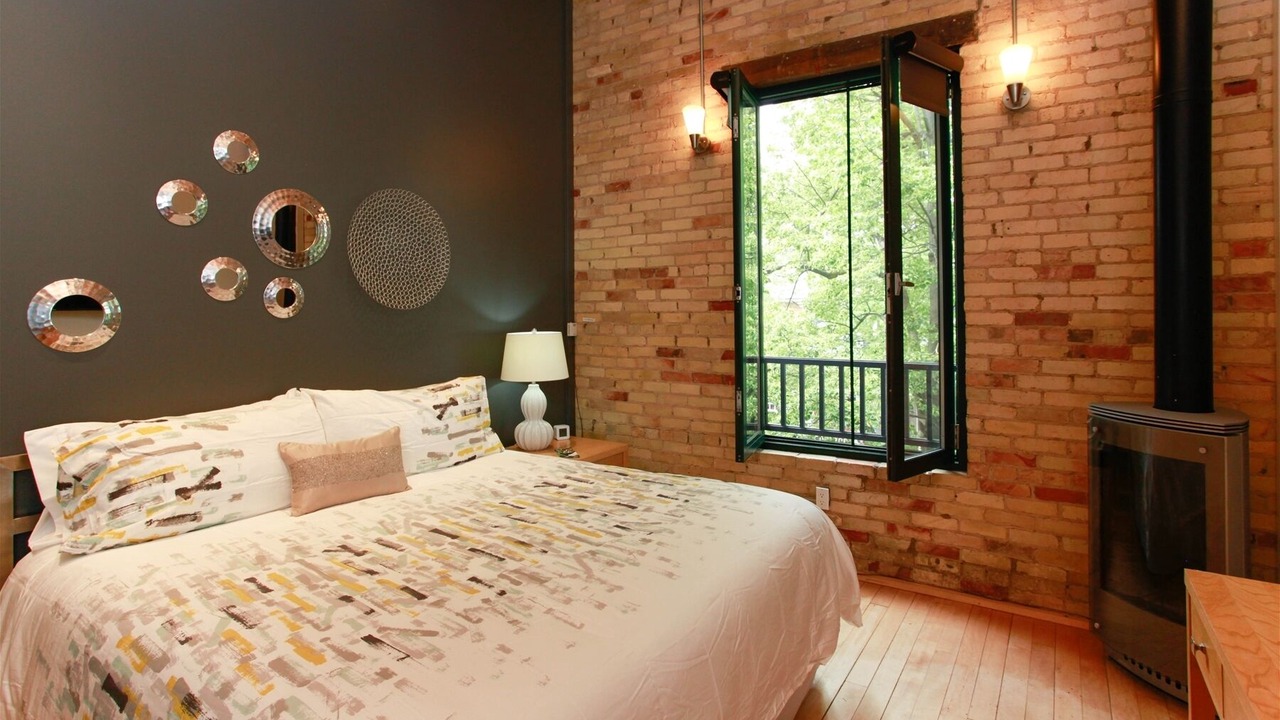 Photo of Bedroom in Saugatuck