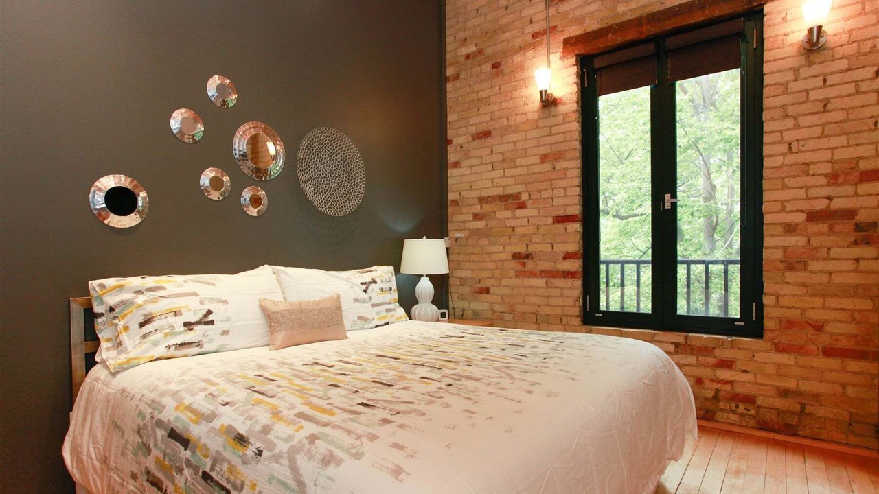 Photo of Bedroom in Saugatuck