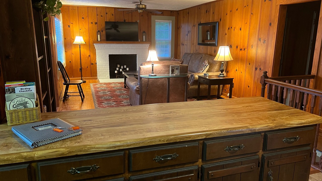 Photo of Bedroom in Benton