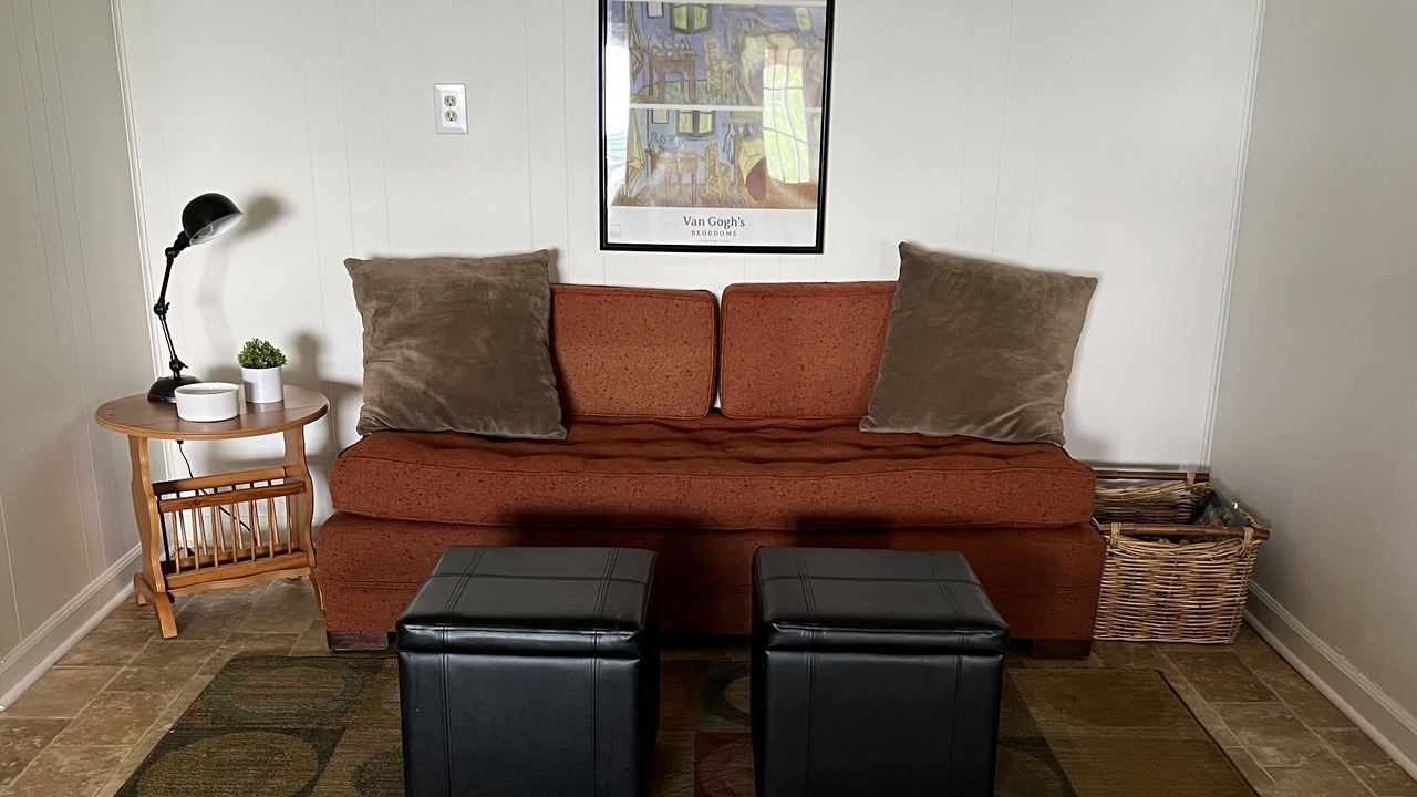 Photo of Bedroom in Benton