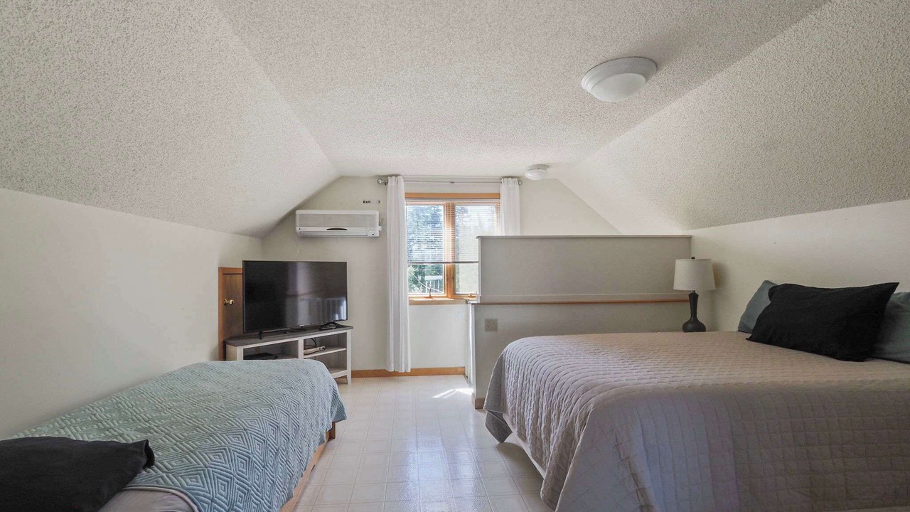 Photo of Bedroom in Bellaire