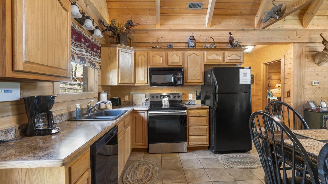 Photo of Kitchen in Branson Cedars