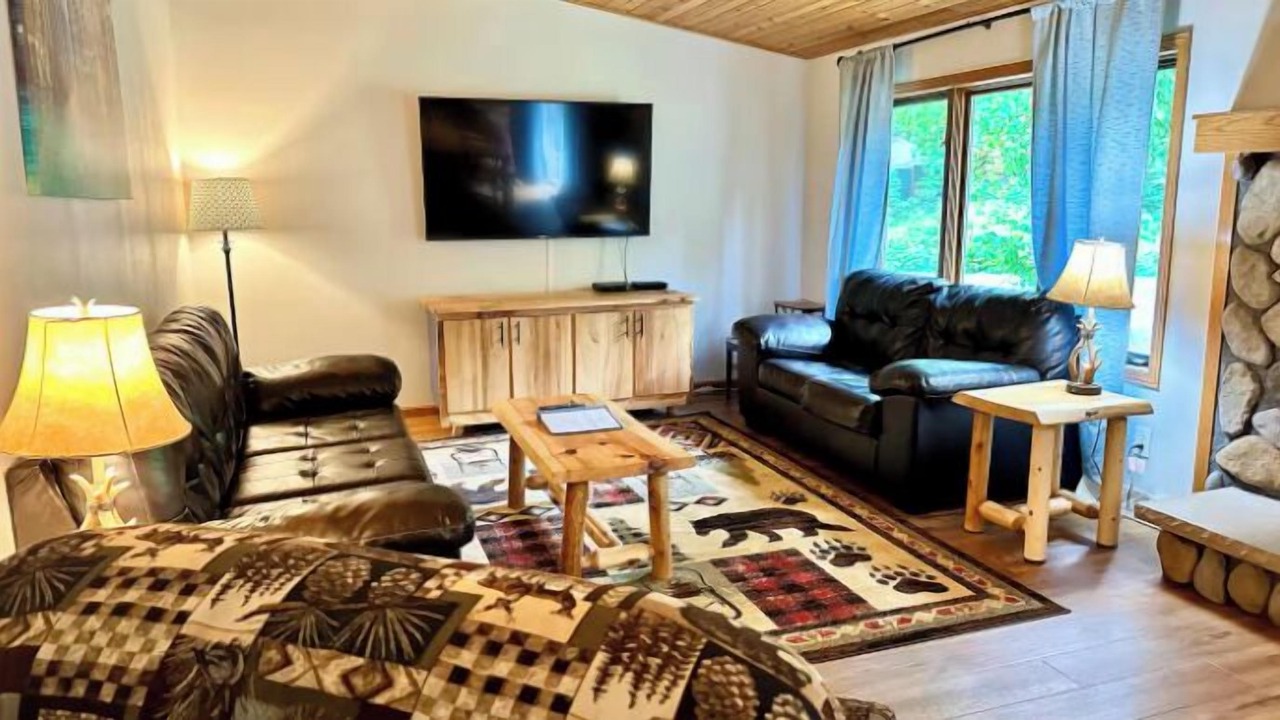 Photo of Livingroom in Au Train