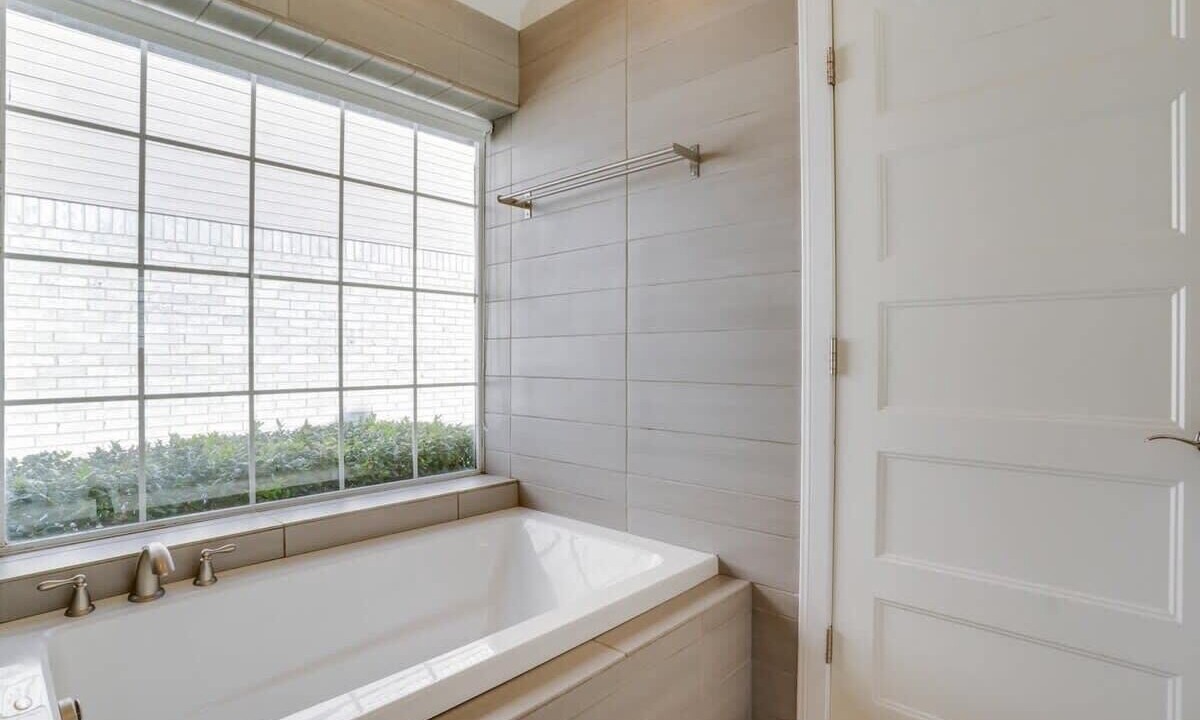 Photo of Bathroom in Far North Dallas