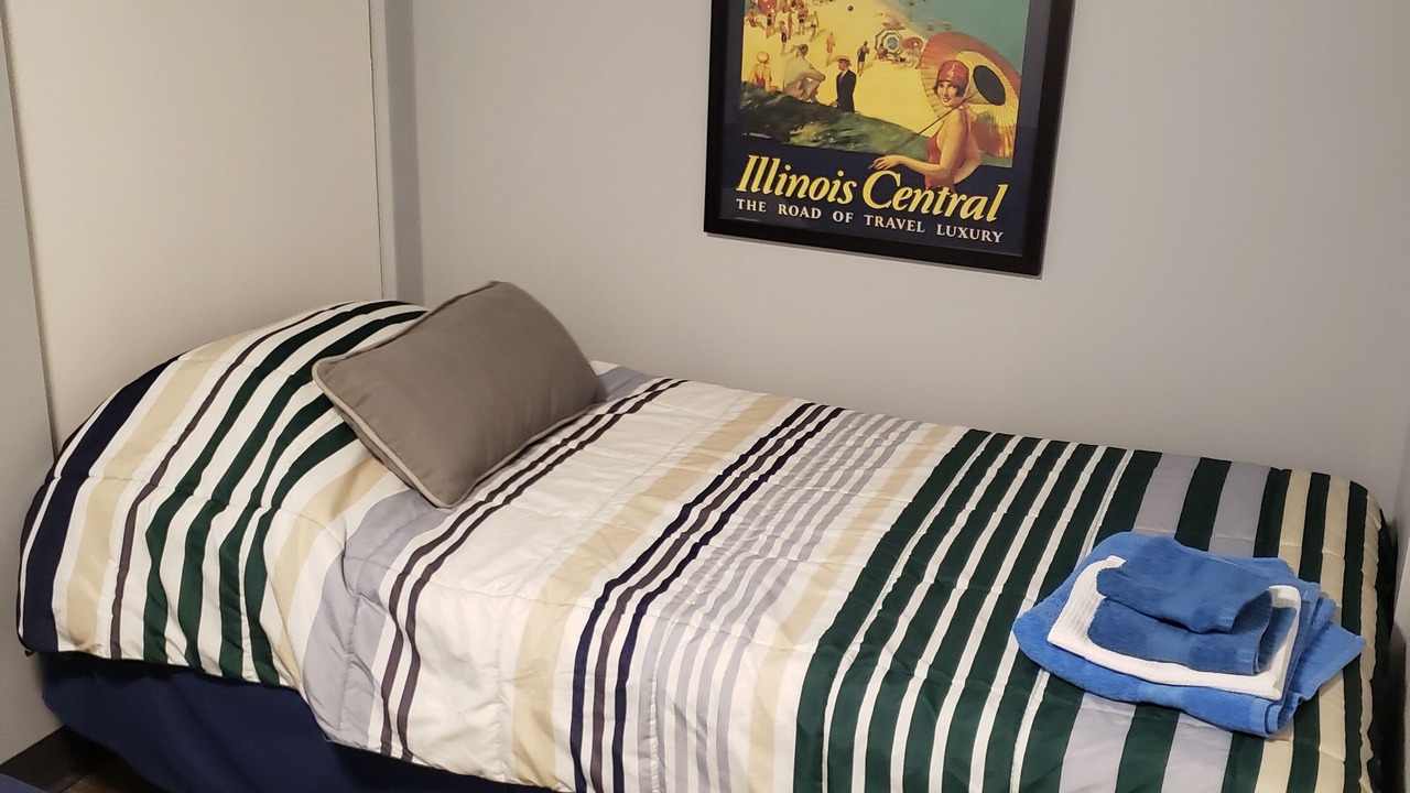 Photo of Bedroom in Miller Beach