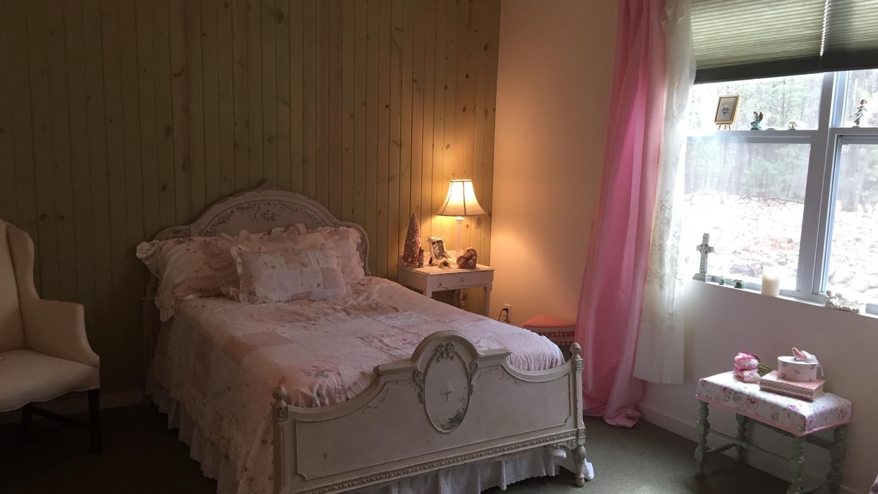 Photo of Bedroom in Pentwater
