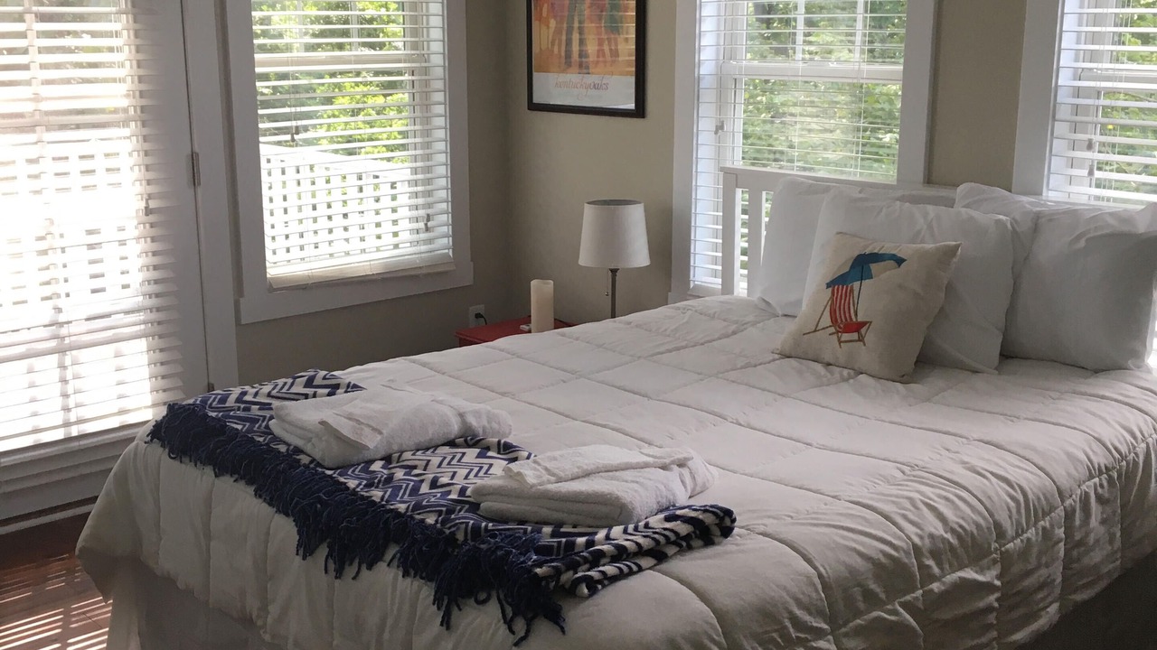 Photo of Bedroom in Michigan City