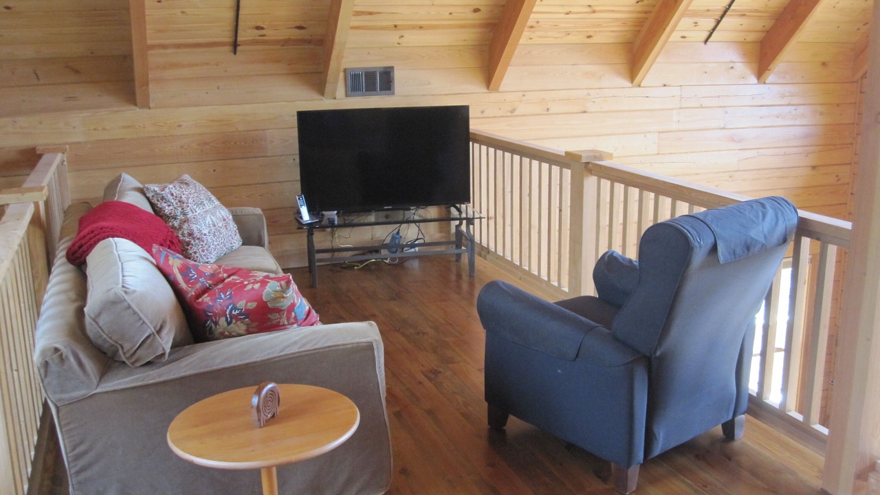Photo of Livingroom in Shiloh