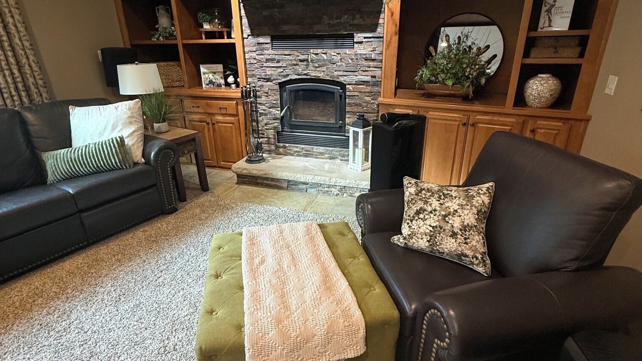 Photo of Livingroom in Neenah