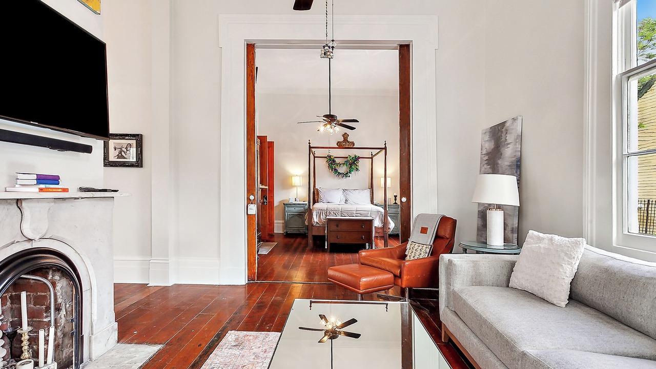Photo of Livingroom in Lower Garden District