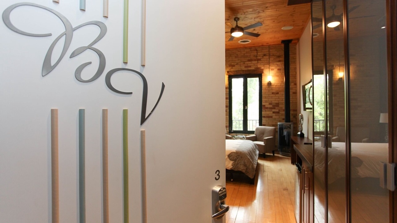 Photo of Bedroom in Saugatuck