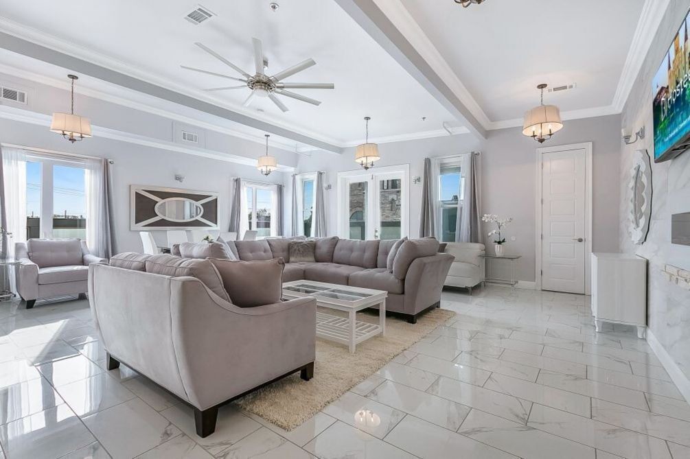 Photo of Livingroom in Faubourg Lafayette