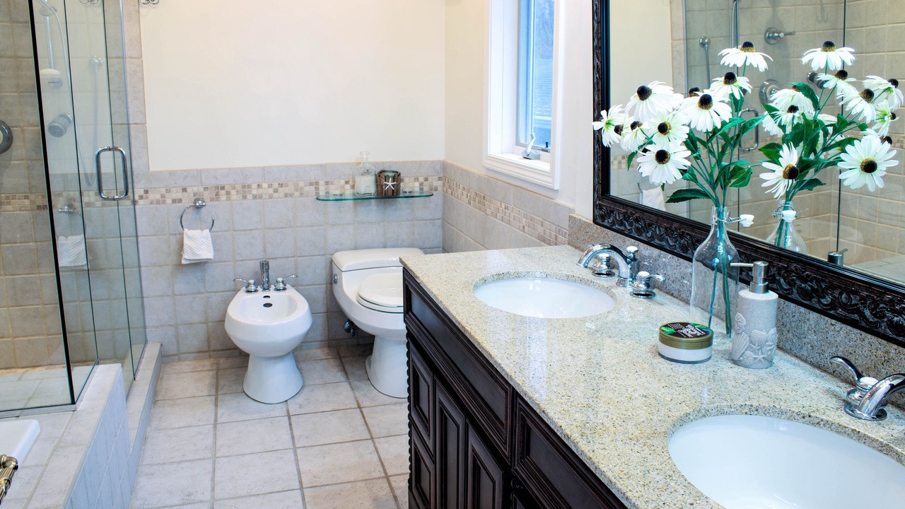 Photo of Bathroom in Long Beach