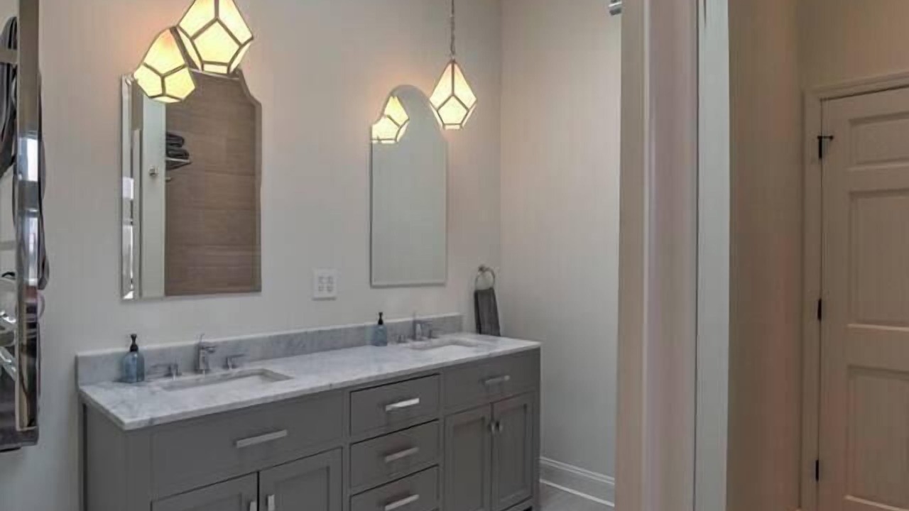 Photo of Bathroom in Miller Beach
