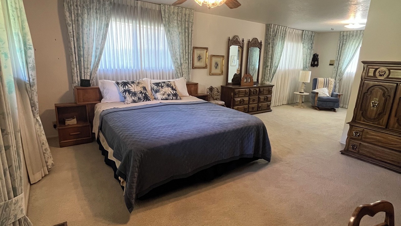 Photo of Bedroom in Northridge