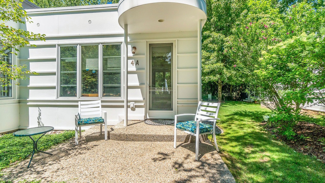 Photo of Patio Balcony in South Haven