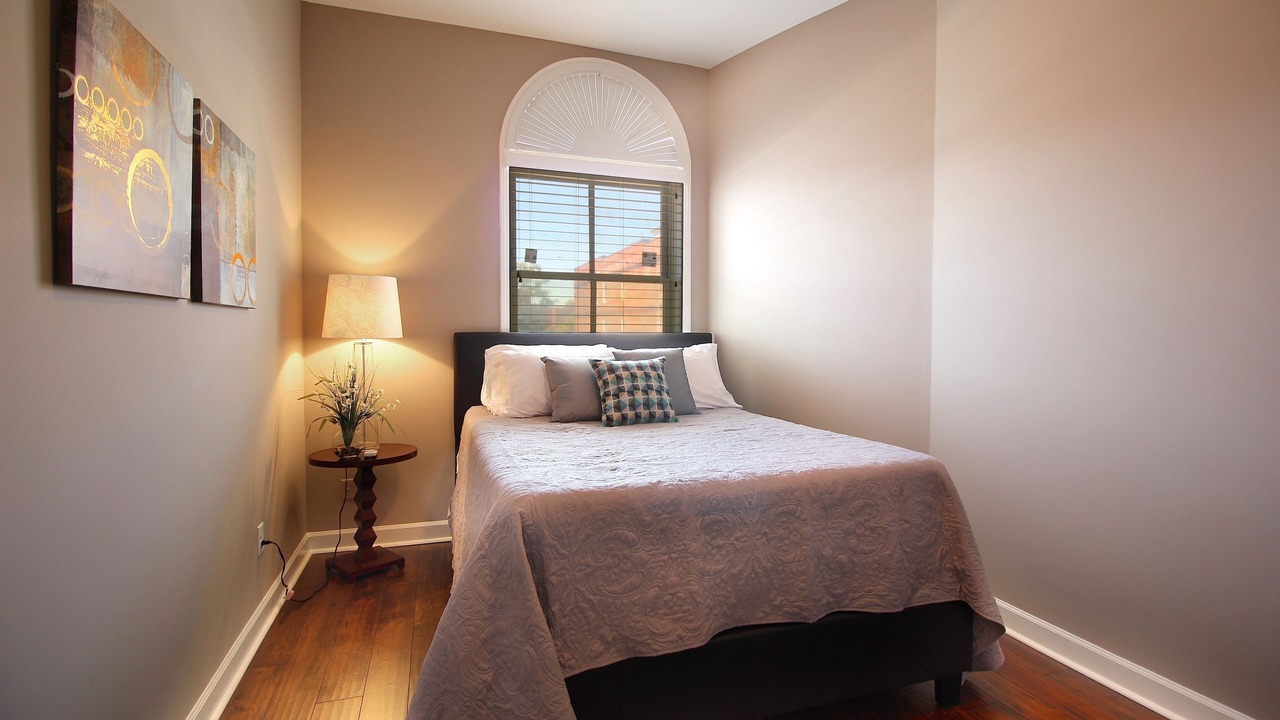 Photo of Bedroom in South Main Historic District