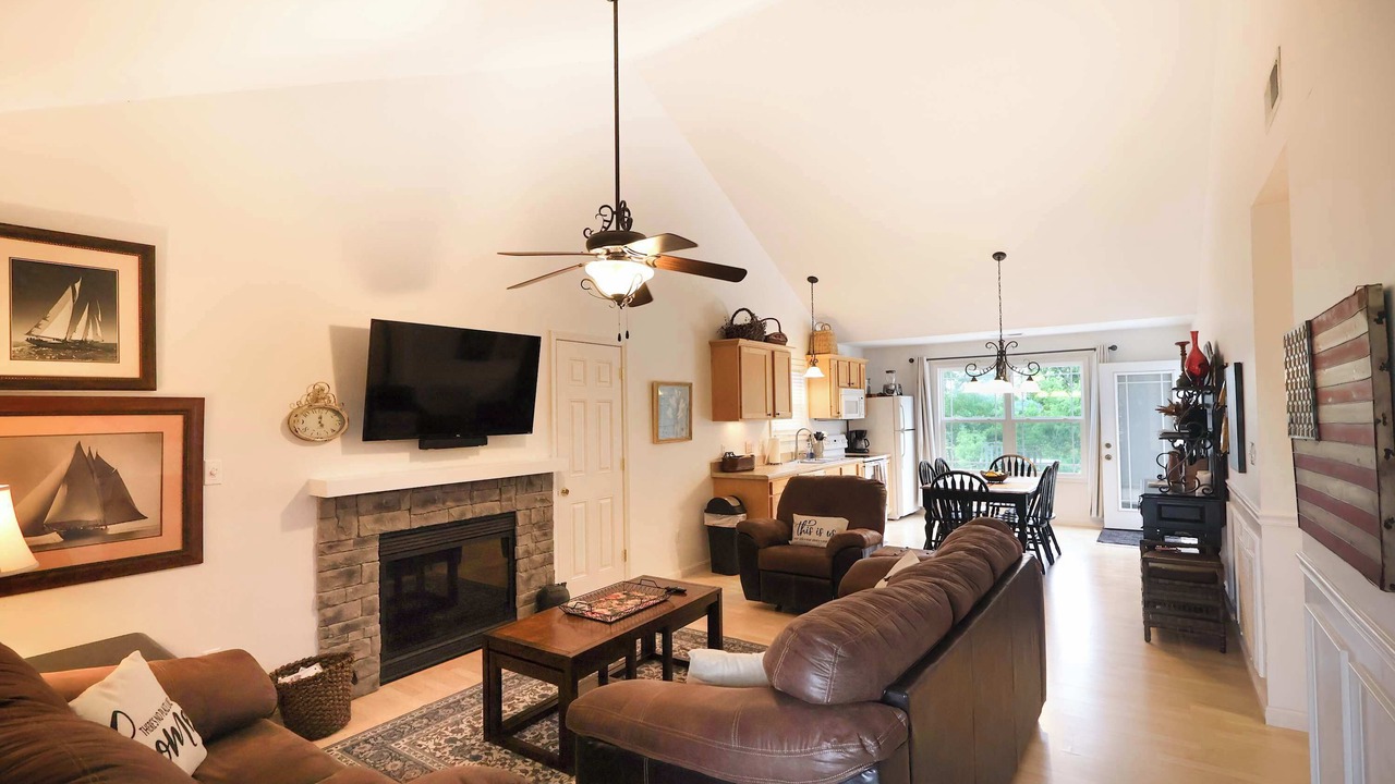 Photo of Livingroom in Taylorsville