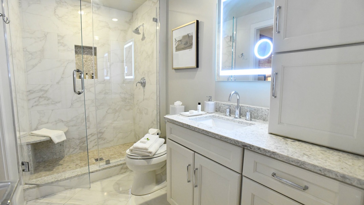 Photo of Bathroom in Central Business District